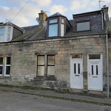 Carvetii - Mayhaven House - Tranquil Cul-De-Sac - 2 Bedrooms, Sleeps 4 Guests Dunfermline Kültér fotó