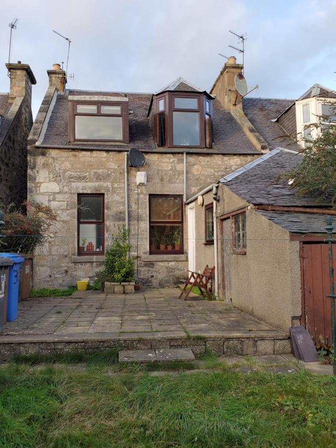 Carvetii - Mayhaven House - Tranquil Cul-De-Sac - 2 Bedrooms, Sleeps 4 Guests Dunfermline Kültér fotó