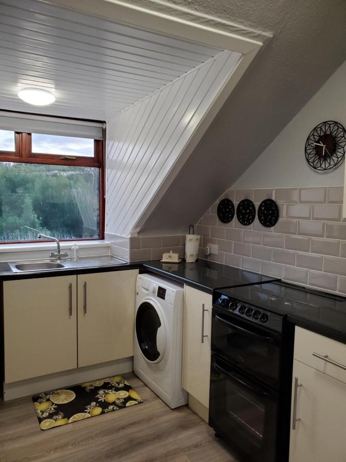 Carvetii - Mayhaven House - Tranquil Cul-De-Sac - 2 Bedrooms, Sleeps 4 Guests Dunfermline Kültér fotó